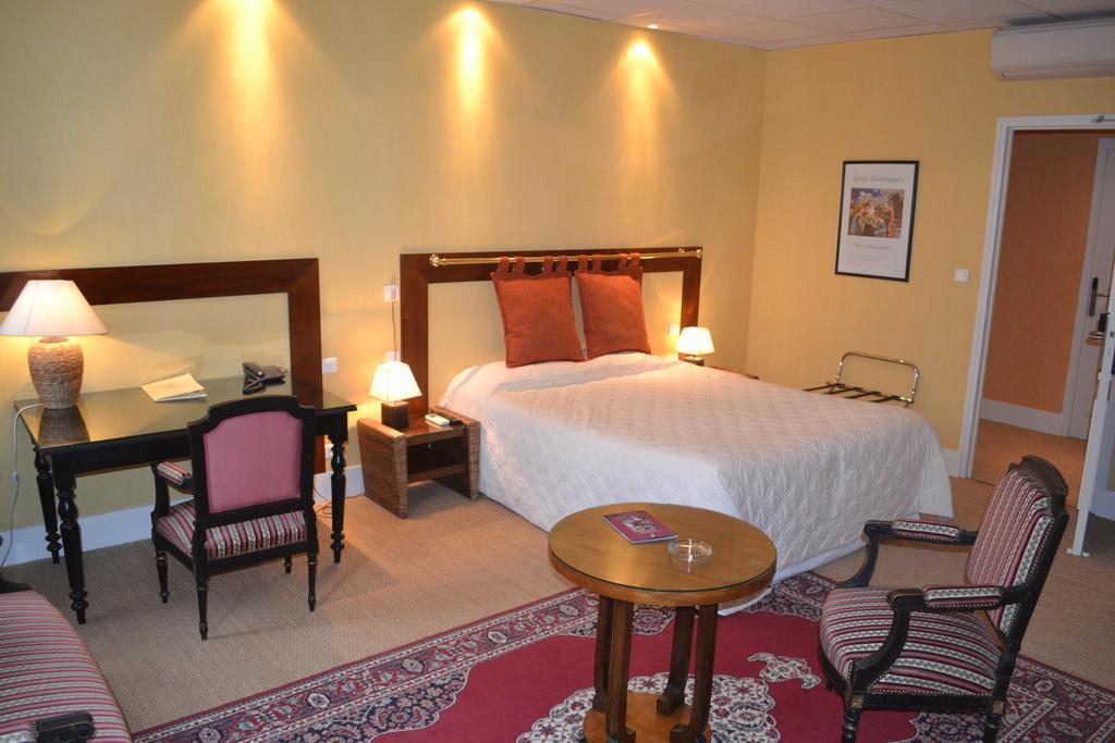 Hôtel de France Libourne Kamer foto
